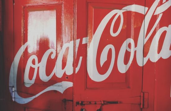 Coca-Cola è pronta a testare la prima bottiglia di carta Coca-Cola è pronta a testare la prima bottiglia di carta